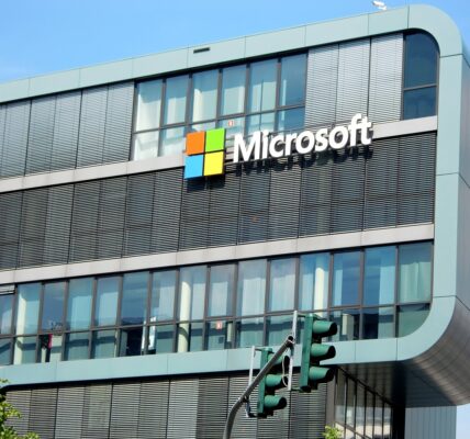 चर्चा में Microsoft